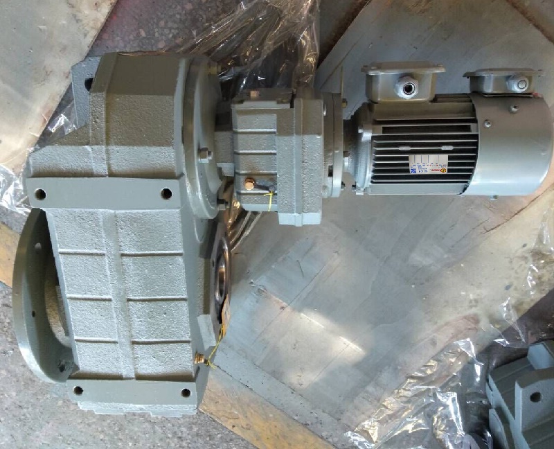 FAF77系列减速机型号.jpg